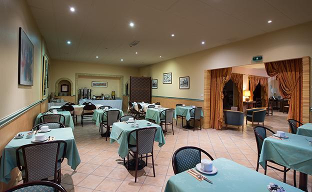Hotel Anne De Beaujeu Gien Zewnętrze zdjęcie