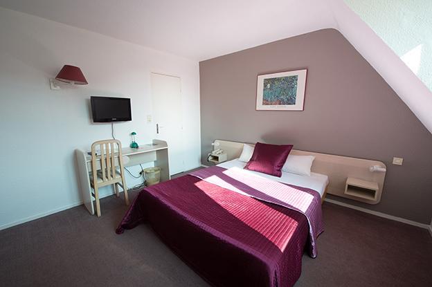 Hotel Anne De Beaujeu Gien Pokój zdjęcie