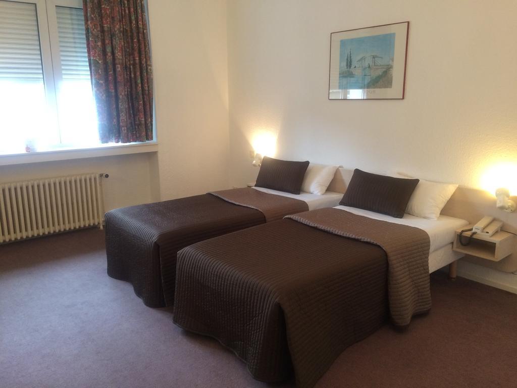 Hotel Anne De Beaujeu Gien Pokój zdjęcie