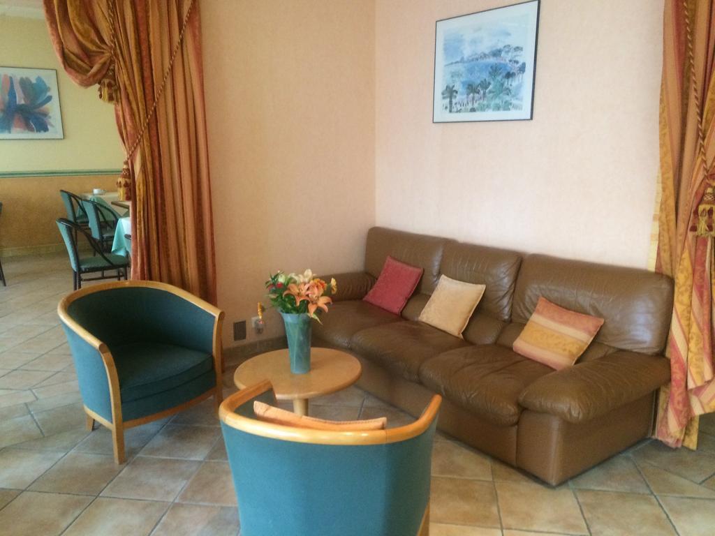 Hotel Anne De Beaujeu Gien Pokój zdjęcie